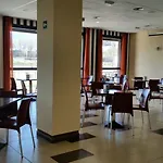 Hotel Naval 3*