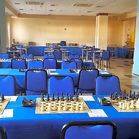 Hotel Naval 3*