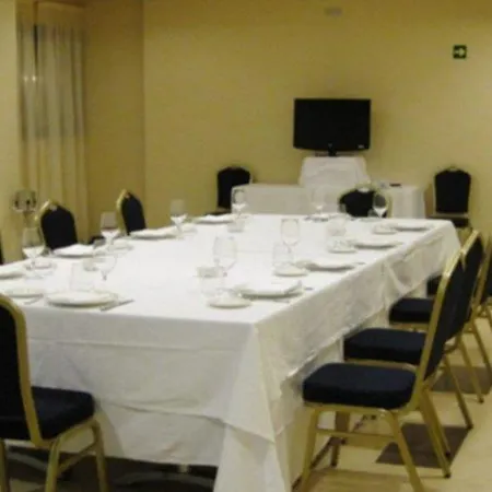 Hotel Naval 3*