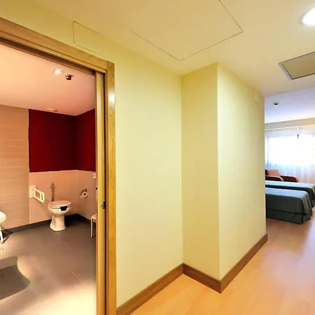 Hotel Naval 3*
