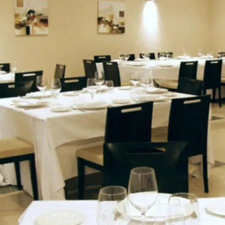 Naval Hotel 3*